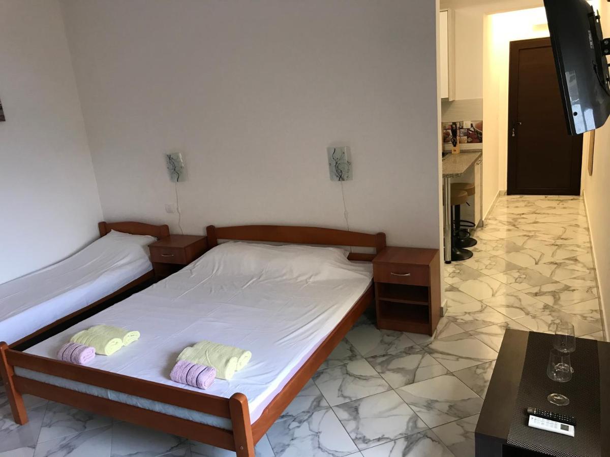Vilena Apartmani Tivat Exteriér fotografie